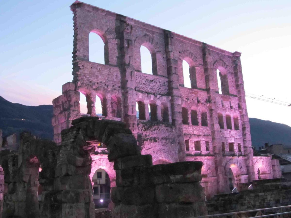 Aosta Maisongnemaz Luaran gambar