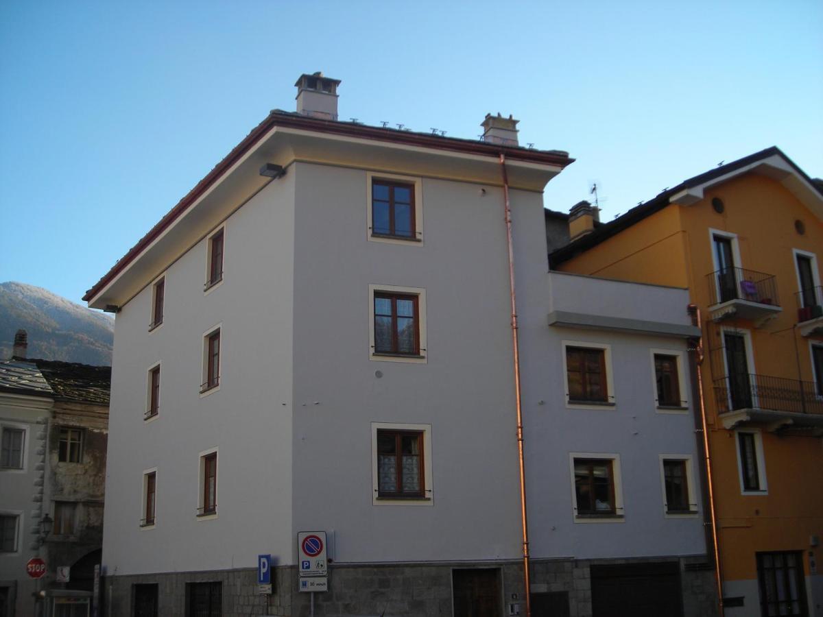 Aosta Maisongnemaz Luaran gambar