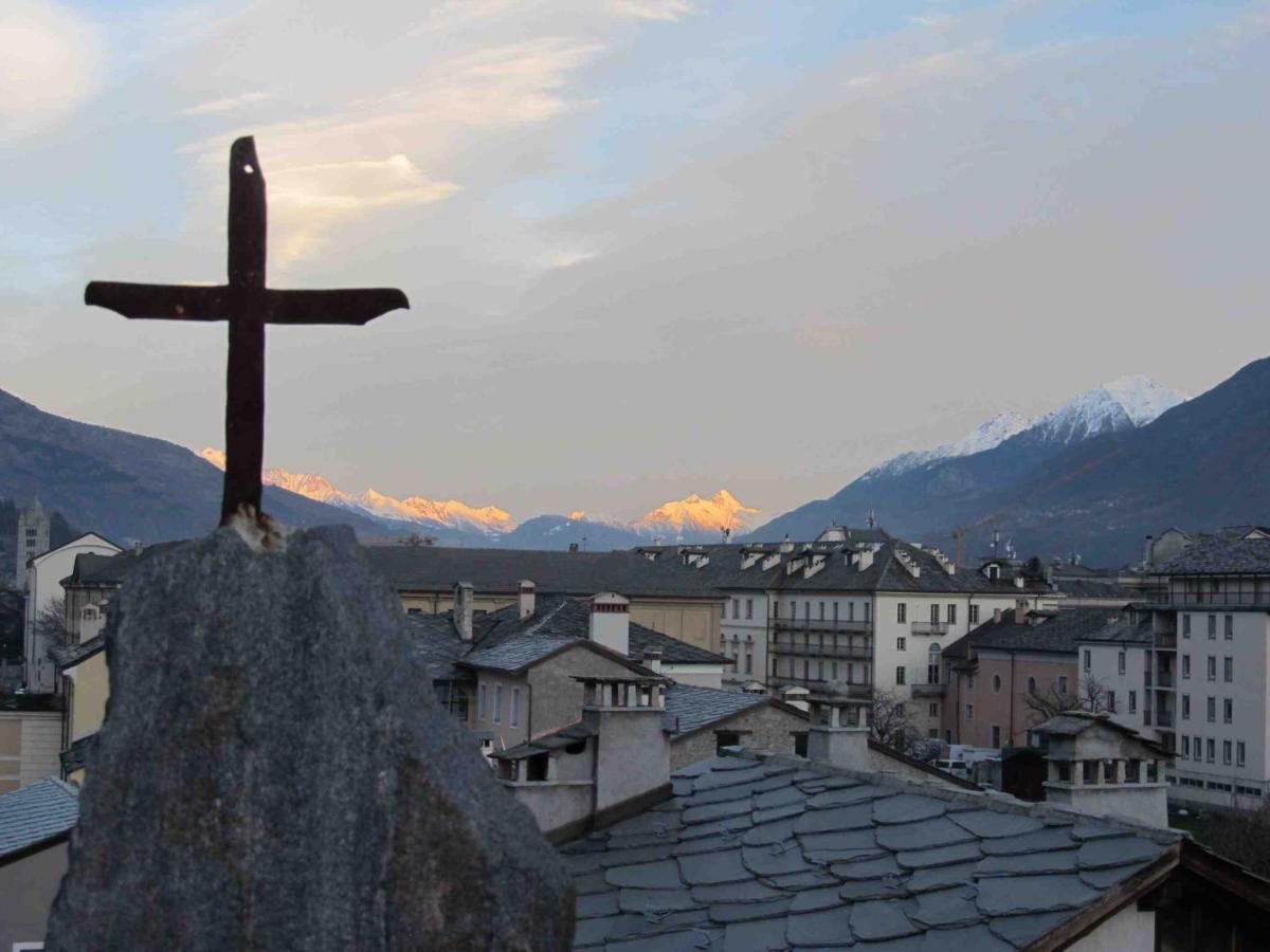 Aosta Maisongnemaz Luaran gambar